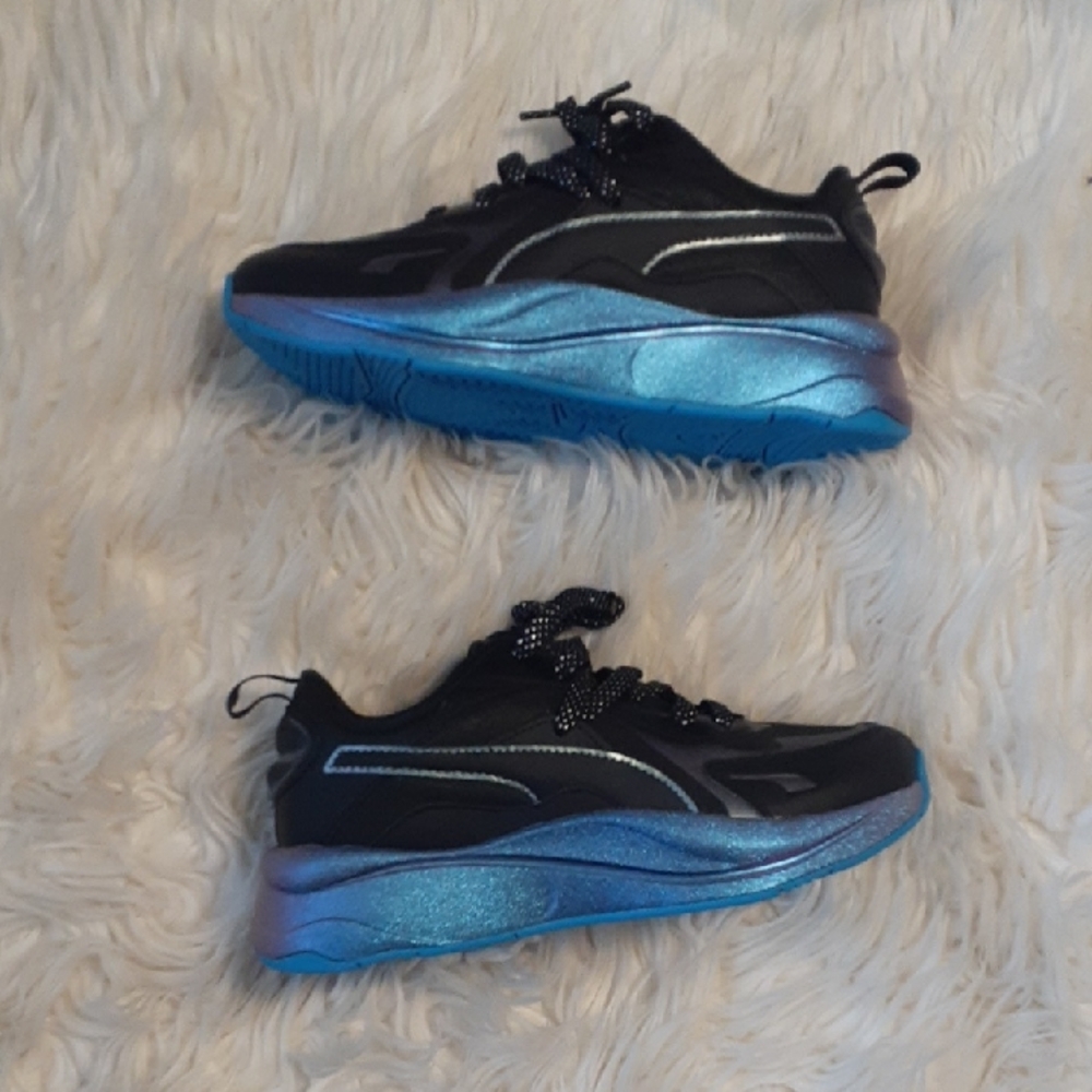 Puma RS Curve Light Sense Black Sneakers Iridiscent Blue And Purple Size 6